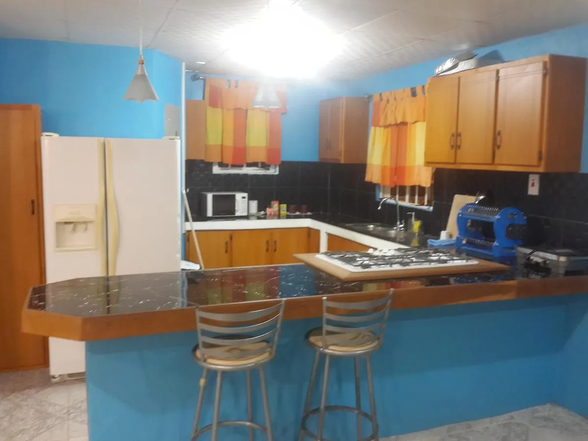 شقة Seaview Hideaway Port of Spain